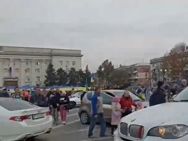 Херсон встречает ВСУ встреча ВСУ в городе